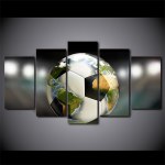 Tableau carte du monde sur un ballon de foot
