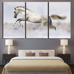 Tableau cheval blanc trois pièces