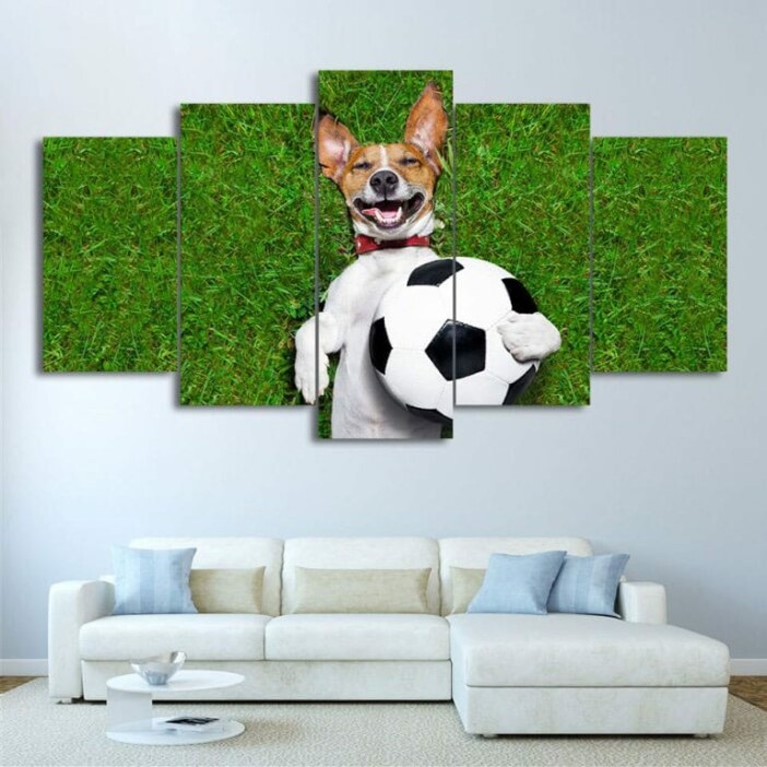 Tableau chien tenant un ballon de foot